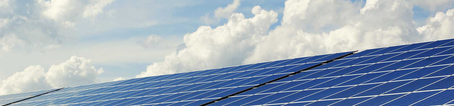 kombiniranje sončnih kolektorjev s sistemom za shranjevanje energije